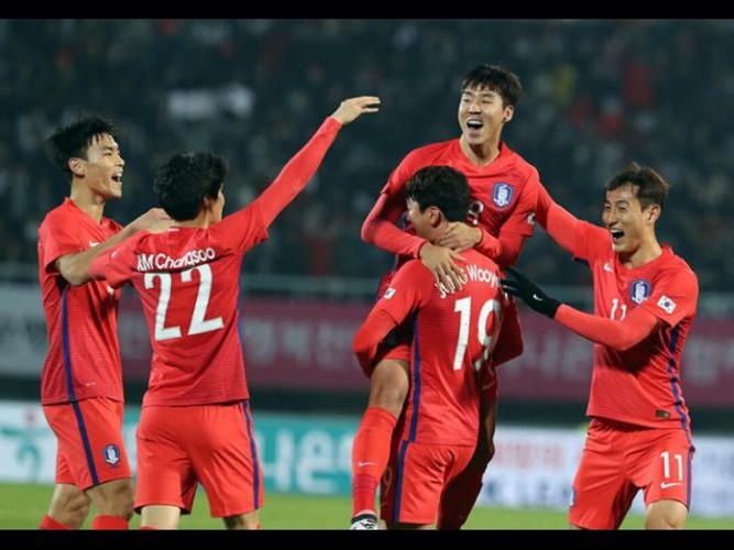 韩国国家队足球队(国际排名第28及亚洲第3名)的相关图片